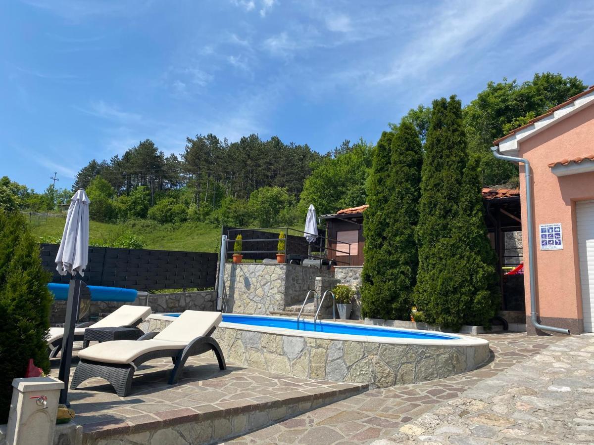 Holiday House Pasjak Sapjane Exterior foto